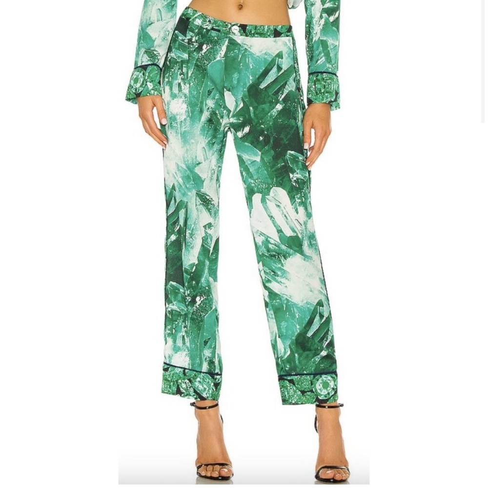 LE SUPERBE Staycation Wide Leg Pant in Emerald
Quartz Satin - Size 4